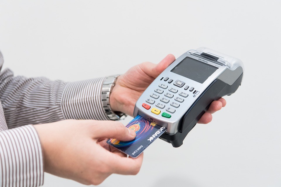 Unlocking Convenience: The Benefits of Using a Debit Card for Everyday Transactions